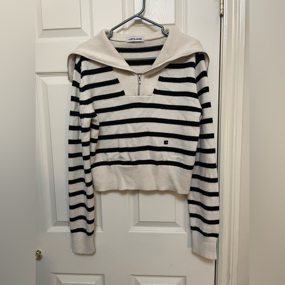 Low Classic C logo-plaque striped knitted jumper